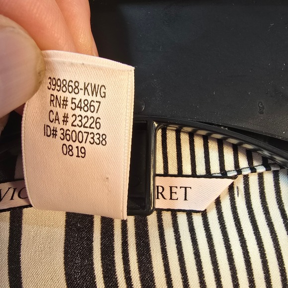 Victorias Secret Long Sleeve Pajama Top Nightgown Shirt Small Oversized‎ Luxury - Picture 7 of 12